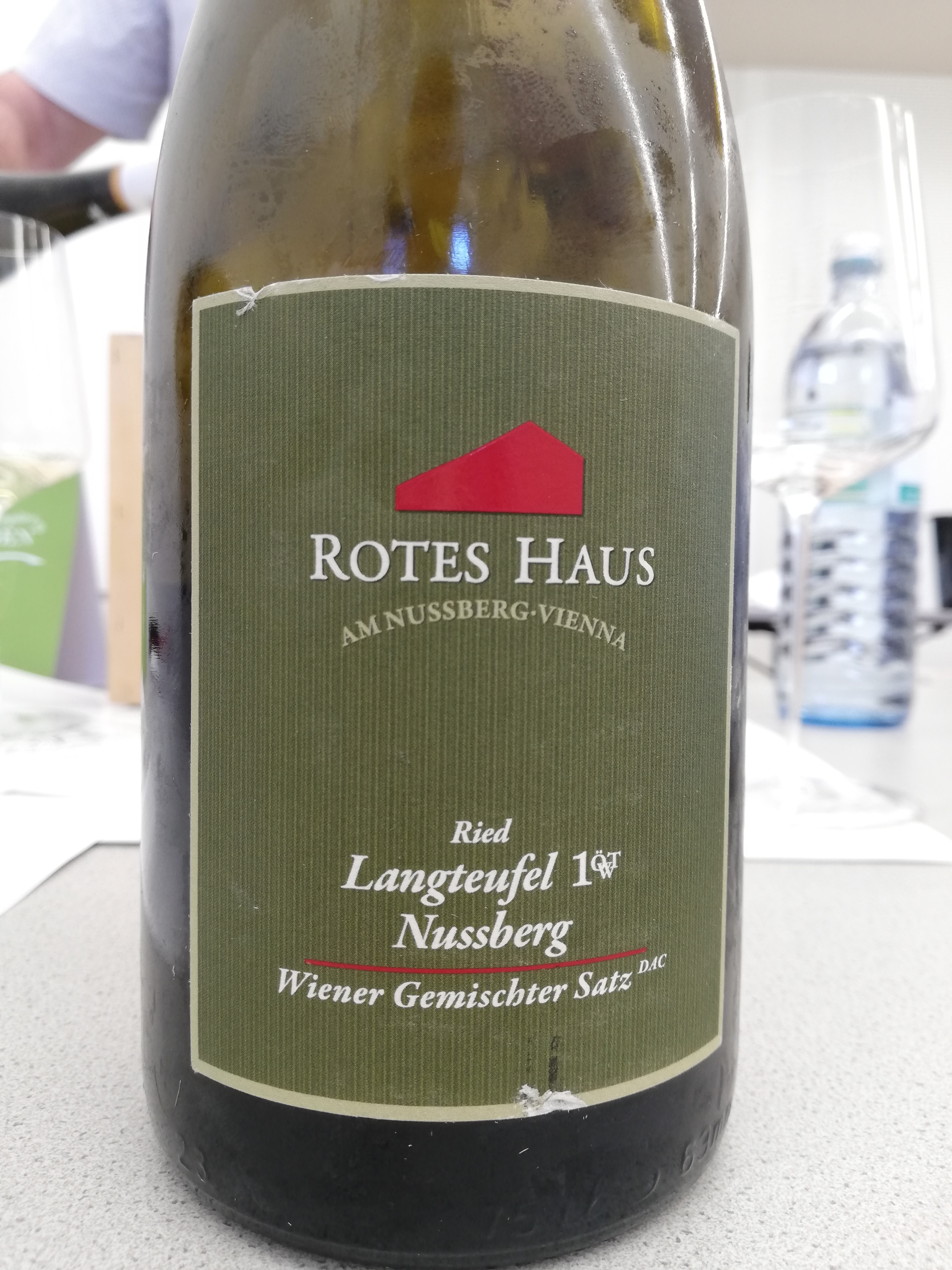 Rotes Haus - Wiener Gemischter Satz Ried Langteufel 2018