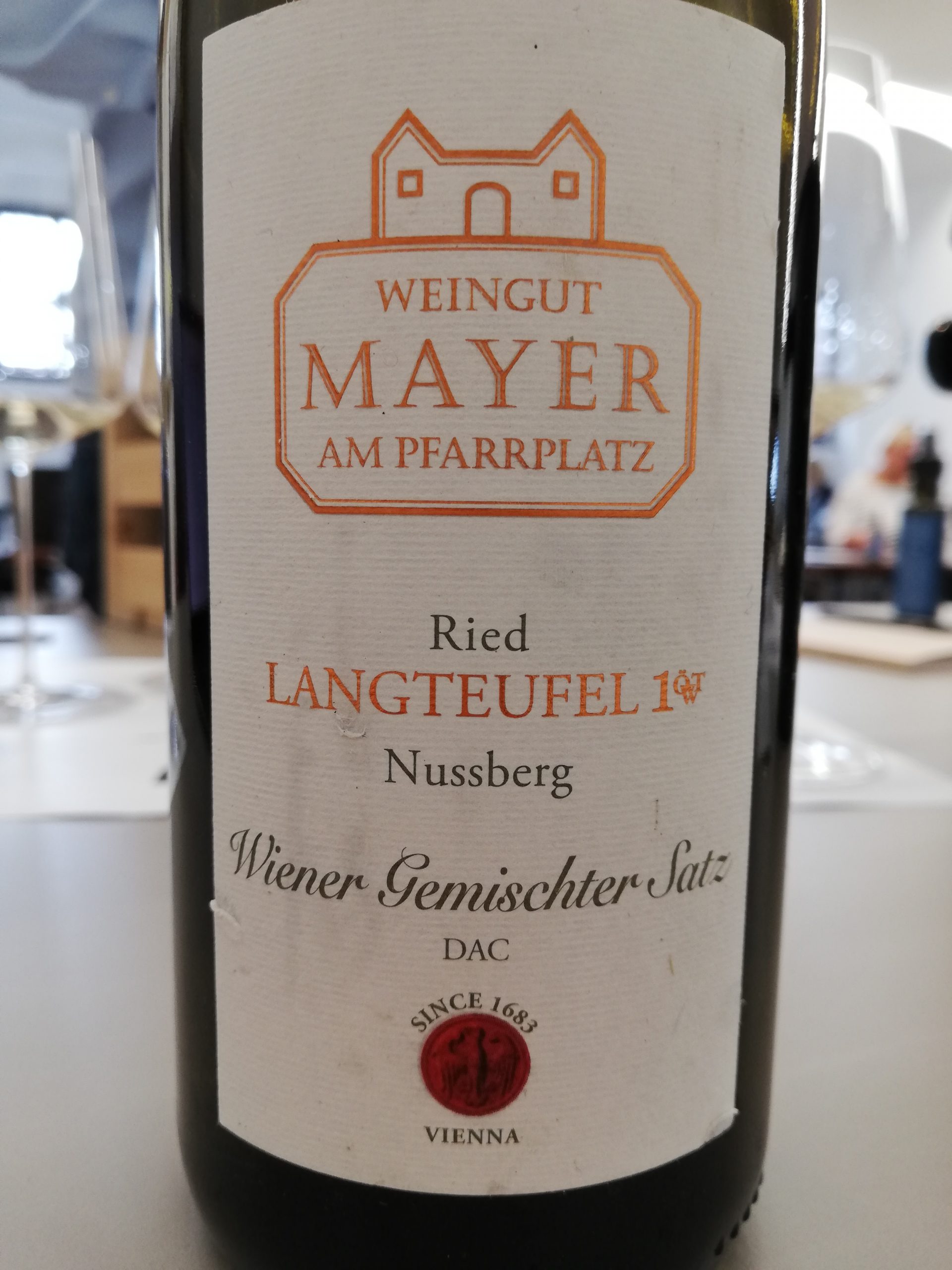Mayer am Pfarrplatz - Wiener Gemischter Satz Ried Langteufel 2019