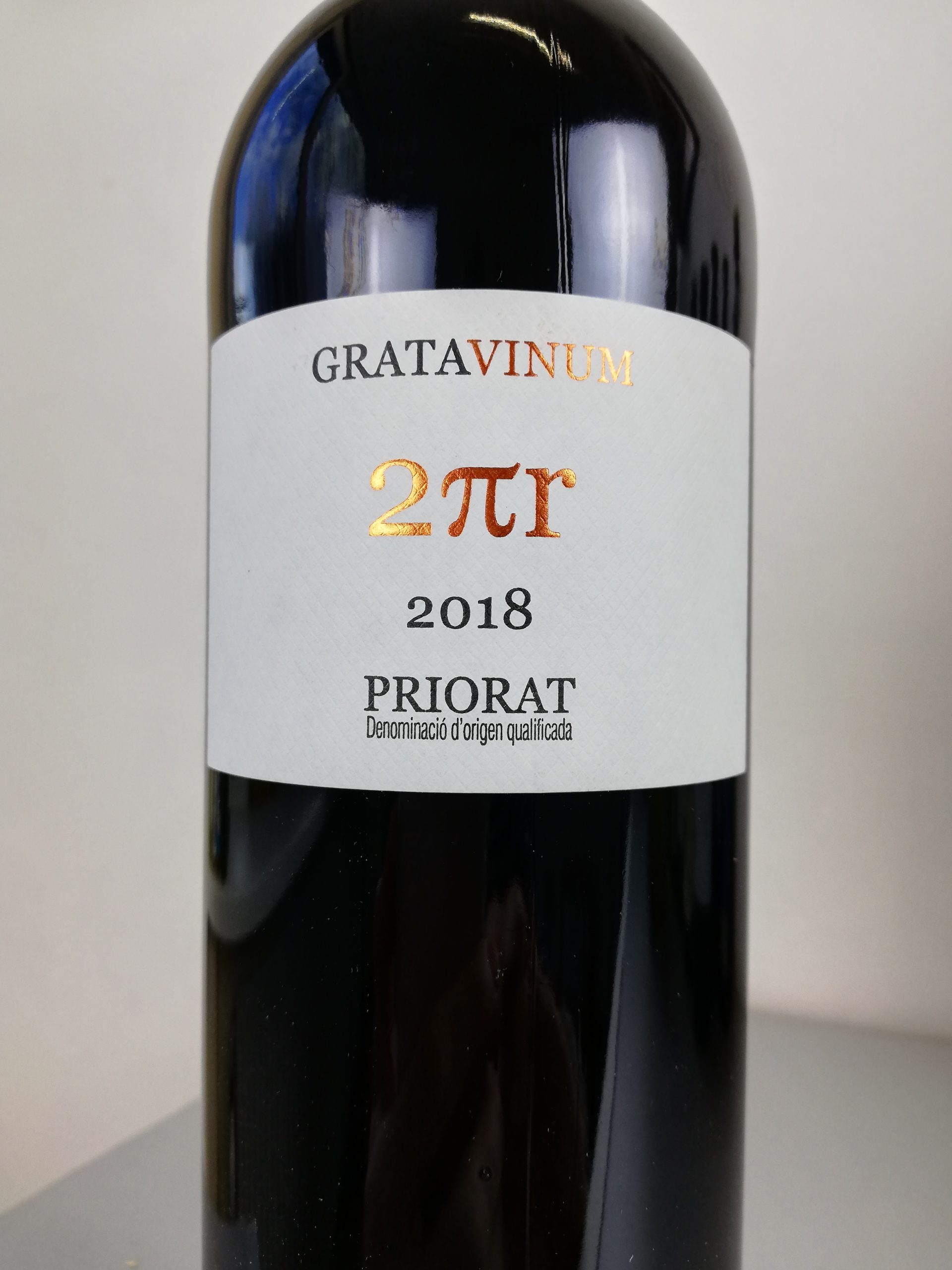Gratavinum - 2πr 2018 Gratavinum - 2πr 2018