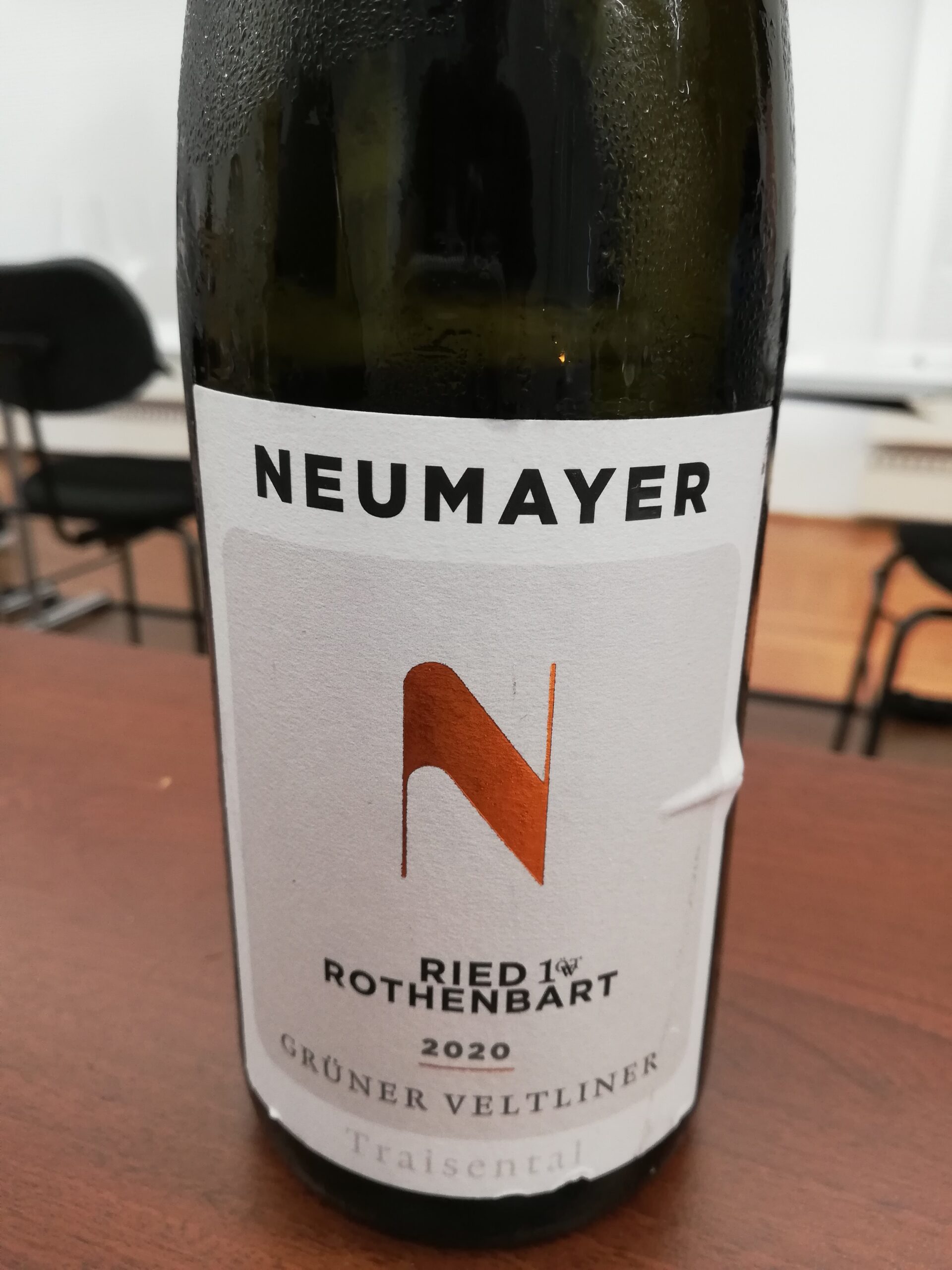 Ludwig Neumayer - Grüner Veltliner Ried Rothenbart Erste Lage 2020 Ludwig Neumayer - Grüner Veltliner Ried Rothenbart Erste Lage 2020